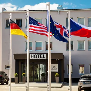 https://skyhotel-prague.praguehotelsweb.com